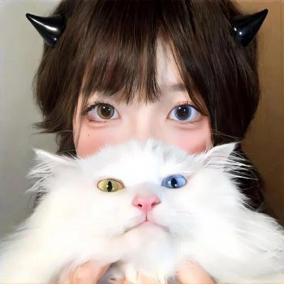 蓝色眼影